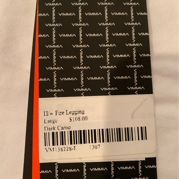 Vimmia Dark Camo leggings, size Large - Picture 5 of 7